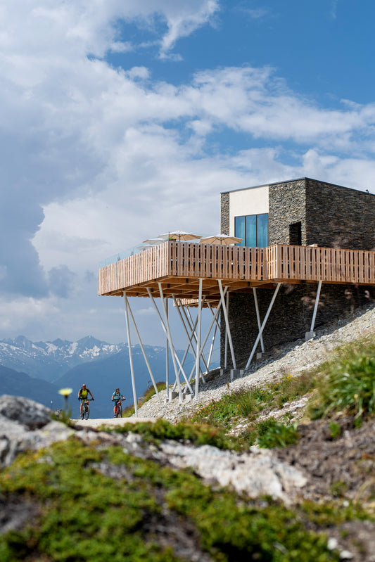 THE CHEDI ANDERMATT *****S