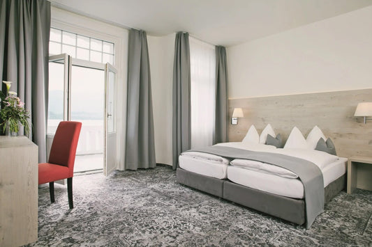 HOTEL BELLEVUE AU LAC ***S